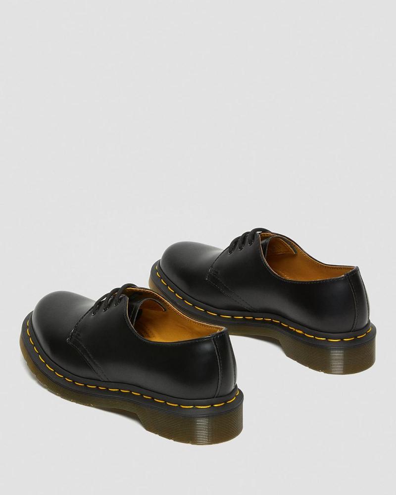 Black Women's Dr Martens 1461 Smooth Leather Oxfords Shoes | CA 371YXF